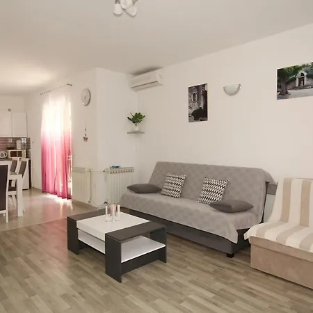 Apartment Ombla