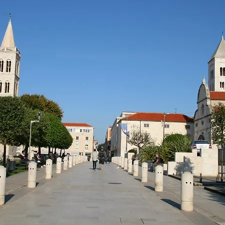 Lägenhet Ombla Zadar