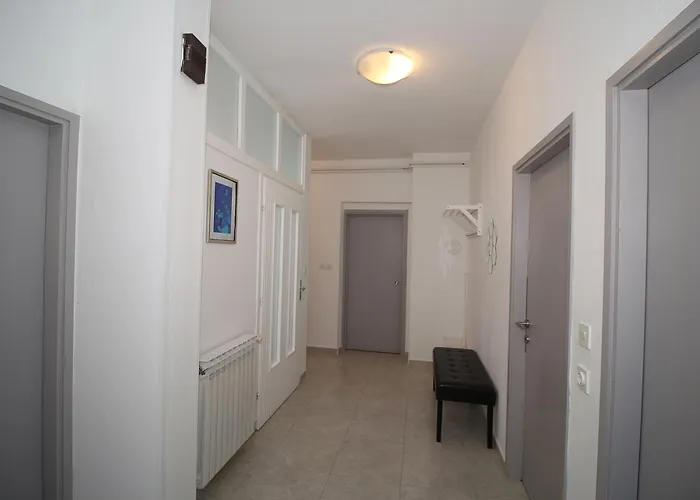 公寓 奥姆布拉公寓酒店 扎达尔